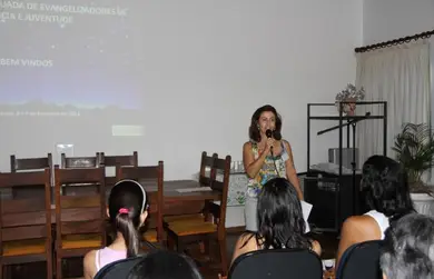 Curso Para Evangelizadores da Infância e Juventude