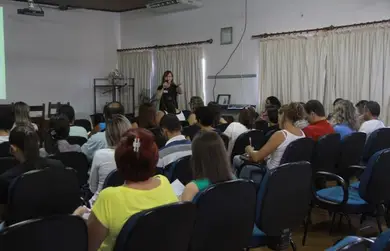 Curso Para Evangelizadores da Infância e Juventude