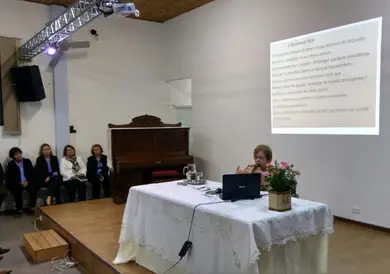 FEMS realiza Palestras e Seminário com Suely Caldas no Estado 