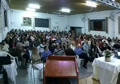 FEMS realiza Palestras e Seminário com Suely Caldas no Estado 
