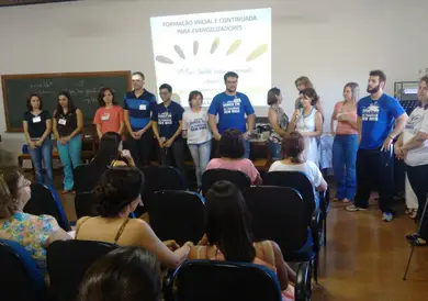 FORMAÇÃO CONTINUADA PARA EVANGELIZADORES DE INFÂNCIA E DE JUVENTUDE