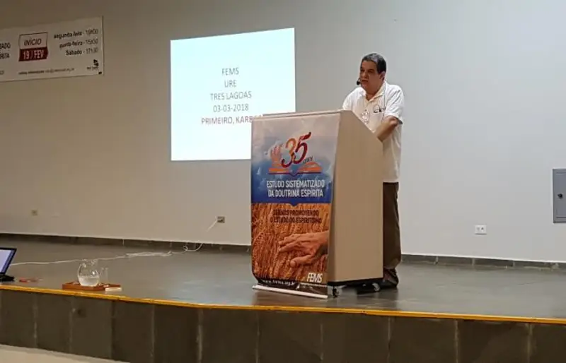 FORMAÇÃO DE TRABALHADORES DA ÁREA DE ESTUDO DO ESPIRITISMO