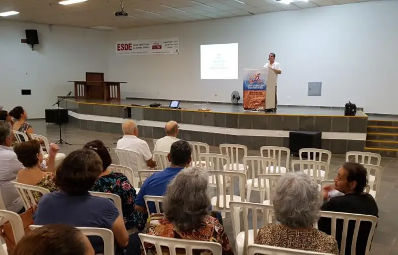 FORMAÇÃO DE TRABALHADORES DA ÁREA DE ESTUDO DO ESPIRITISMO