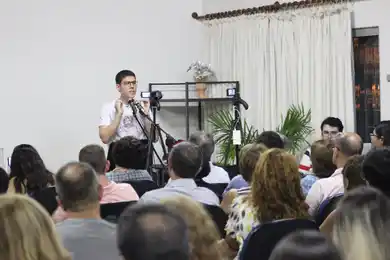 Palestra Artur Valadares