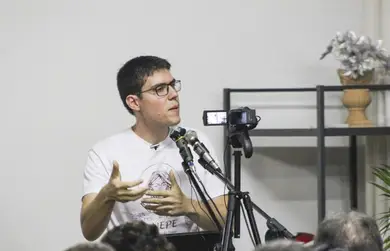 Palestra Artur Valadares